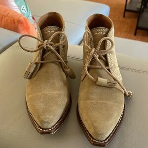 Two 24 / Ariat Javea Bootie, EUC, size 6, color-sand